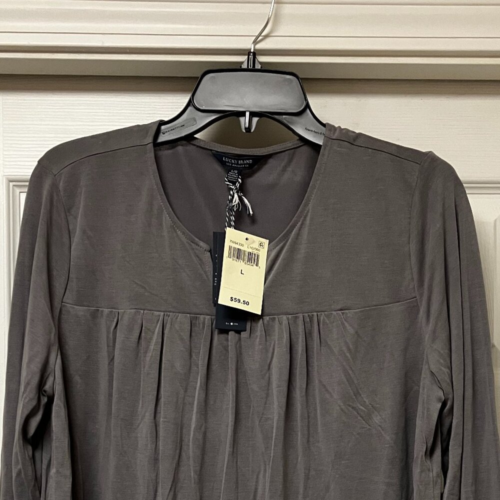 Lucky Brand Top Pintuck Peasant Gray Long Sleeve Top Women Size LARGE NEW